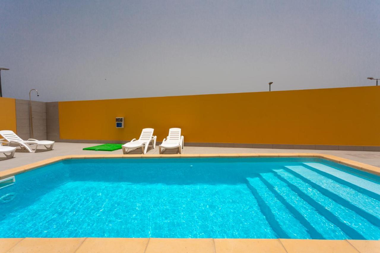 Mariposas Pool Holiday home